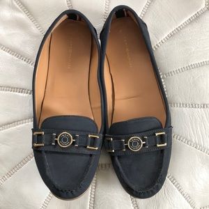 NWOT Tommy Hilfiger leather loafers